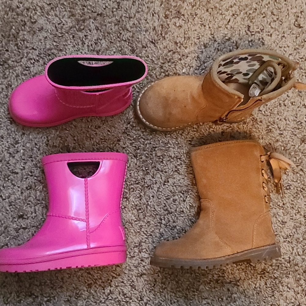 2 pair authentic toddler UGGS size 6